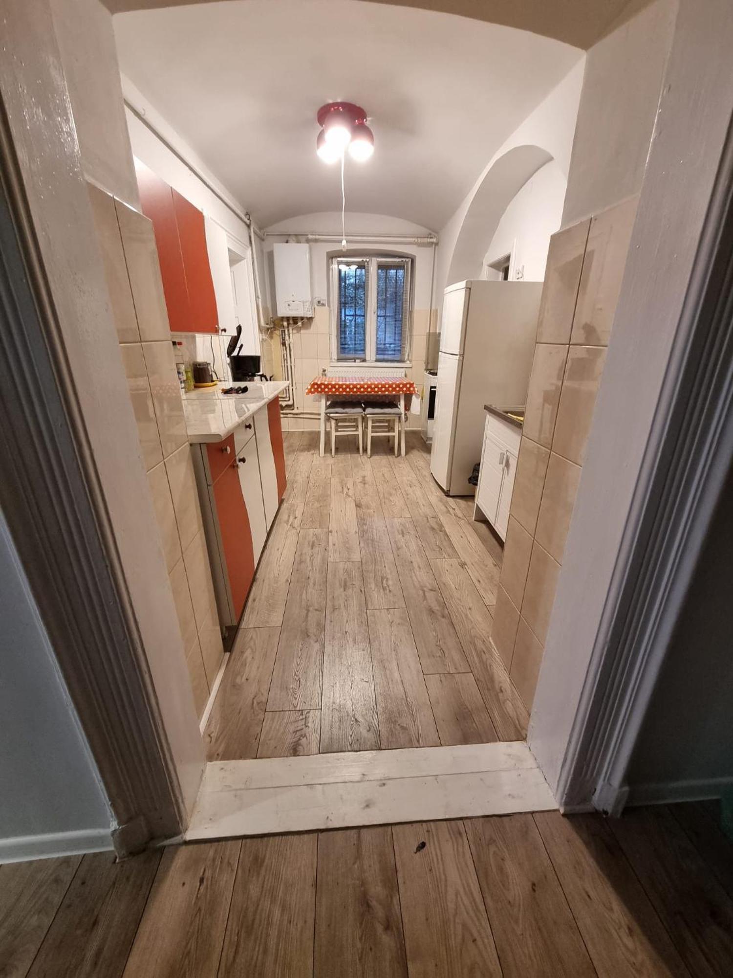 R Castle - 2 Room Apartment Brasov Luaran gambar
