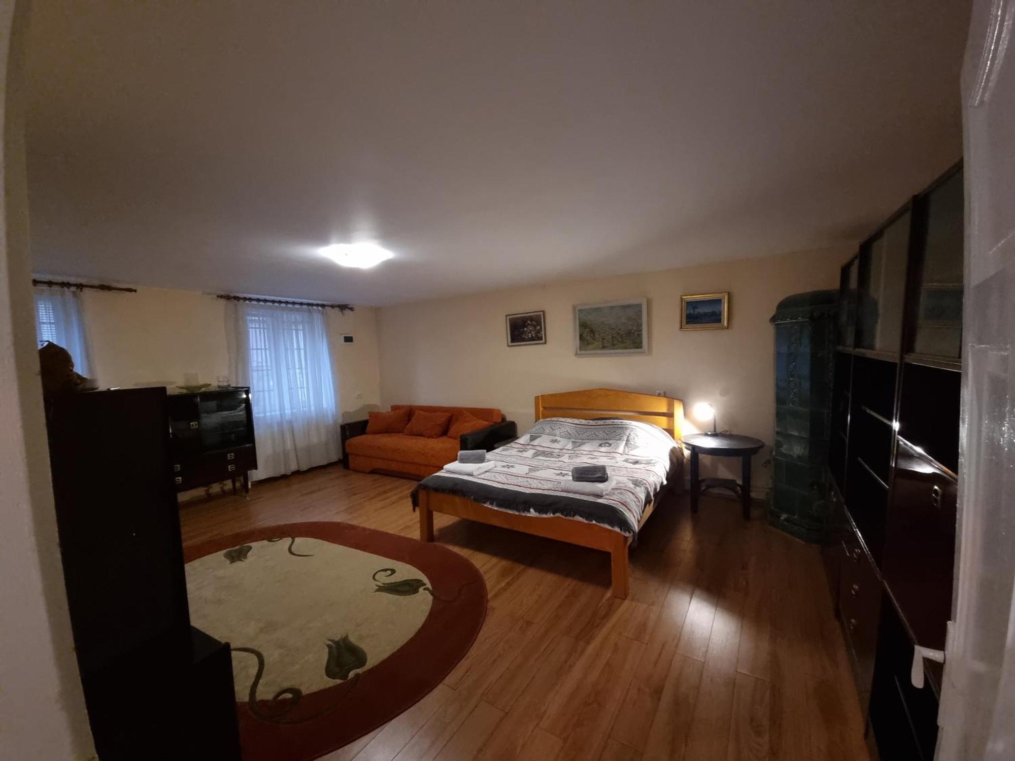 R Castle - 2 Room Apartment Brasov Luaran gambar